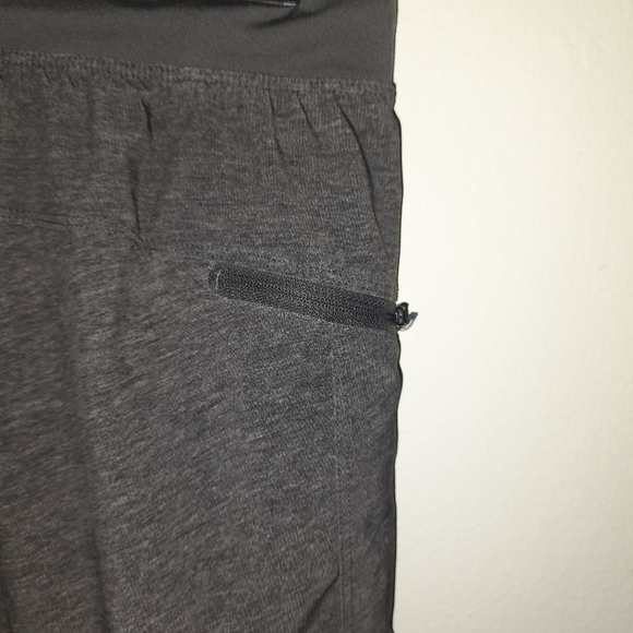 Lululemon Pace Breaker Shorts Gray Size M - Picture 8 of 16